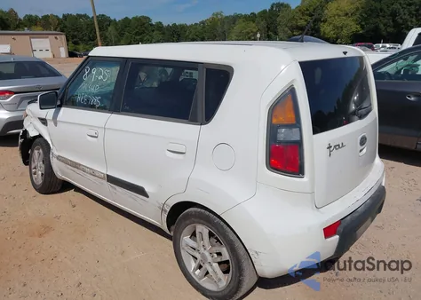 2010 Kia Soul + from USA, damaged, VIN KNDJT2A23A7066851